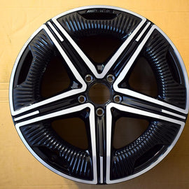 1x Alufelge 19 Zoll 8.5