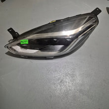 Laden Sie das Bild in den Galerie-Viewer, Frontscheinwerfer Ford Fiesta I H1BB-13E015-AE Full LED Links Headlight SCH4291263118xx