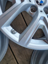 Laden Sie das Bild in den Galerie-Viewer, 4x Alufelge 17 Zoll 6.5" 5x112 39ET 6856076 BMW X1 F48 Rim Wheel FEL8710904670uq