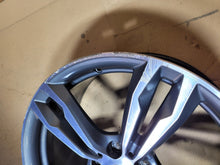 Laden Sie das Bild in den Galerie-Viewer, 1x Alufelge 19 Zoll 8.0" 5x120 37ET Glanz Silber 7849120 BMW F39 X1 F48 FEL9522898871el
