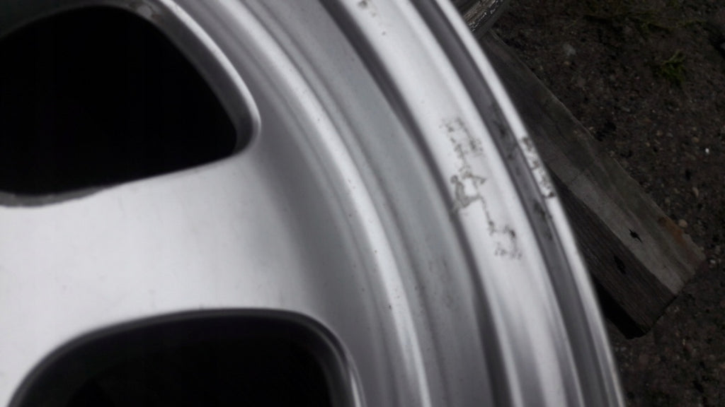 1x Alufelge 15 Zoll 6.5" 5x120 Silber 1094499 BMW 3 E36 E46 Rim Wheel FEL3829420258gz