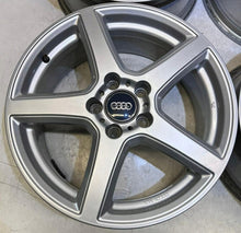 Laden Sie das Bild in den Galerie-Viewer, 4x Alufelge 17 Zoll 7.5" 5x112 47ET Silber Rim Wheel FEL2332177484rf