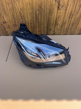 Laden Sie das Bild in den Galerie-Viewer, Frontscheinwerfer Mercedes-Benz W213 A2139061804 LED Rechts Headlight SCH9061869365dc