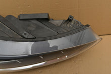 Laden Sie das Bild in den Galerie-Viewer, Frontscheinwerfer Ford Focus NX7B-13E014-CF Rechts Scheinwerfer Headlight SCH8762470242ei