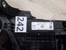 Laden Sie das Bild in den Galerie-Viewer, Frontscheinwerfer Land Rover Defender T8B213W030GC Links Scheinwerfer Headlight SCH2125066017md