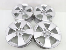 Load image into Gallery viewer, 4x Alufelge 17 Zoll 7.0" 5x112 47ET Glanz Silber 8S0601025J Audi Tt Rim Wheel FEL9258570011jd