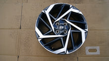 Load image into Gallery viewer, 1x Alufelge 17 Zoll 7.0&quot; 4x100 54ET 52910-Q0300 Hyundai Rim Wheel