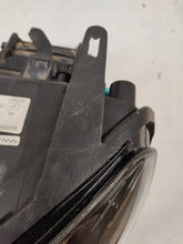 Laden Sie das Bild in den Galerie-Viewer, Frontscheinwerfer VW Touareg 7P1941033 LED Links Scheinwerfer Headlight