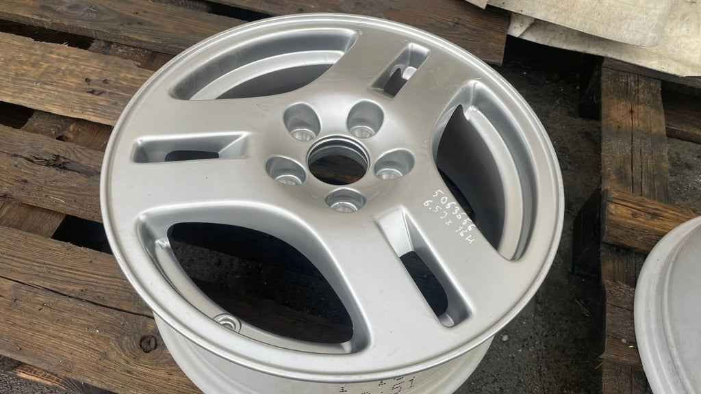 1x Alufelge 16 Zoll 6.5" 5x110 Glanz Silber 5063656 Saab I Rim Wheel FEL6342451243jj