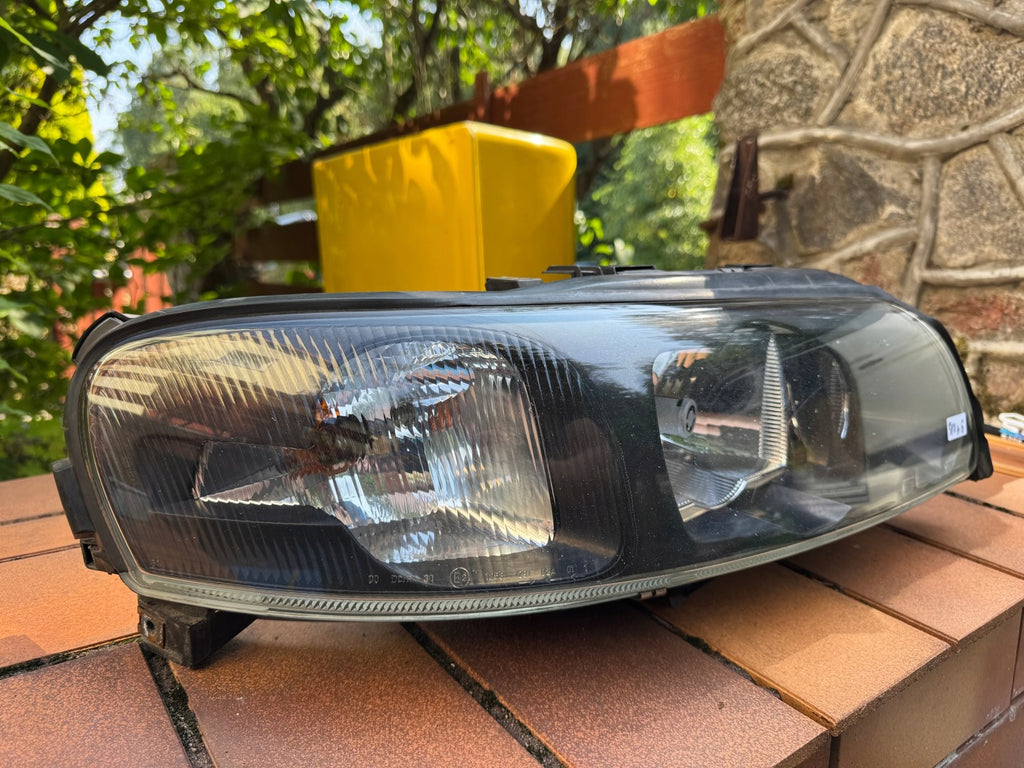 Frontscheinwerfer Volvo Xc70 8693657 Xenon Rechts Scheinwerfer Headlight