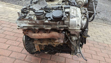 Load image into Gallery viewer, Motor Mercedes-Benz W203 CDI 210TKm Diesel Engine Unkomplett
