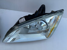 Laden Sie das Bild in den Galerie-Viewer, Frontscheinwerfer Ford Focus 4M51-13W030-E0 Xenon Ein Satz Headlight SCH3417839373ca