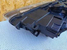 Load image into Gallery viewer, Frontscheinwerfer Volvo S60 V60 31420261 Xenon Links Scheinwerfer Headlight SCH8902064996mr