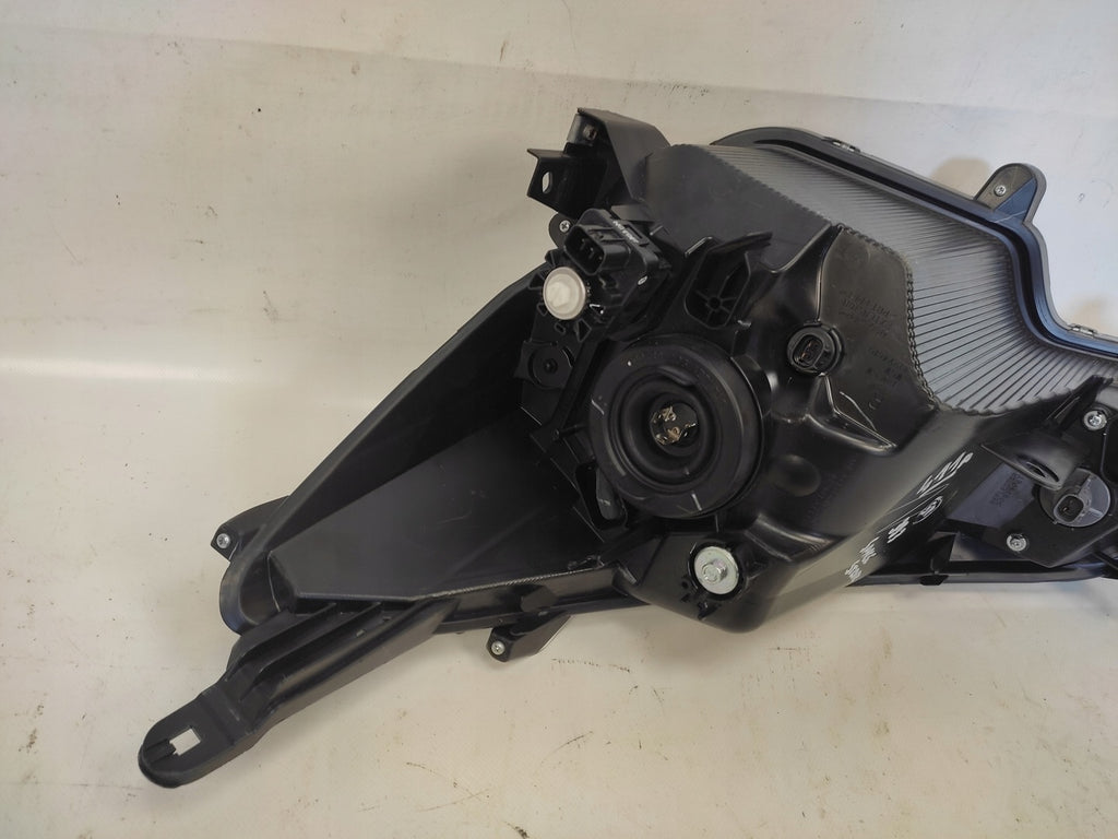 Frontscheinwerfer Mitsubishi Space Star Rechts Scheinwerfer Headlight SCH6861186400qh