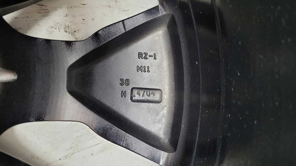 1x Alufelge 18 Zoll 7.0" 5x114.3 38ET Mitsubishi Outlander Rim Wheel