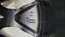 Laden Sie das Bild in den Galerie-Viewer, 1x Alufelge 18 Zoll 7.0" 5x114.3 38ET Mitsubishi Outlander Rim Wheel FEL9070750281tk