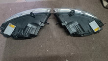 Laden Sie das Bild in den Galerie-Viewer, Frontscheinwerfer Audi A6 C6 4F0941003 Xenon Ein Satz Scheinwerfer Headlight
