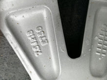 Load image into Gallery viewer, 1x Alufelge 18 Zoll 7.5" 5x108 50ET Glanz Silber LV4C-N2B Ford Kuga Iii FEL8823478766ww