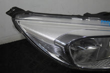 Load image into Gallery viewer, Frontscheinwerfer Ford Focus F1EB-13W029-AEA LED Rechts Scheinwerfer Headlight