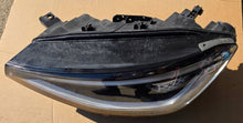 Laden Sie das Bild in den Galerie-Viewer, Frontscheinwerfer VW Id.4 11B941035E 0022693106TPNV020907 Links Headlight SCH2955928540tm