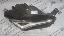 Laden Sie das Bild in den Galerie-Viewer, Frontscheinwerfer Seat Ateca 576941032C LED Rechts Scheinwerfer Headlight SCH5547168171zt