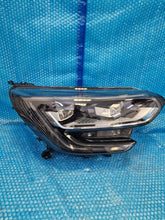 Laden Sie das Bild in den Galerie-Viewer, Frontscheinwerfer Renault 260100932R Rechts Scheinwerfer Headlight