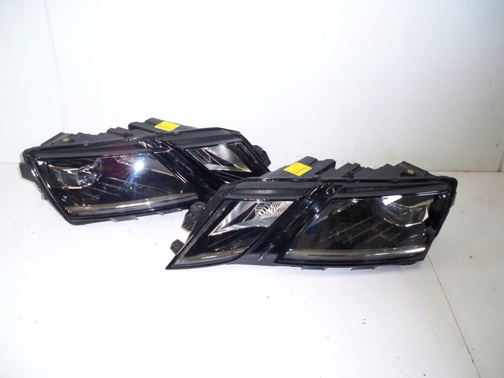 Frontscheinwerfer Skoda Octavia III 5E1941015D LED Ein Stück (Rechts oder Links) SCH9704446607dv