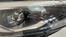 Load image into Gallery viewer, Frontscheinwerfer Ford S-Max 90076252 EM2B-13W029-CH Full LED Rechts Headlight