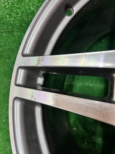 Laden Sie das Bild in den Galerie-Viewer, 1x Alufelge 19 Zoll 9.5" 5x112 59ET Glanz Grau A1974010202 Mercedes-Benz Sls Mg FEL6263641177ju