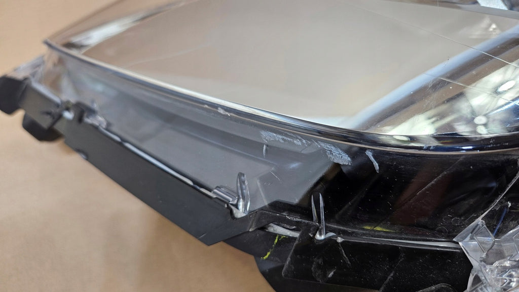 Frontscheinwerfer Mitsubishi Space Star W3014 Xenon Rechts Headlight