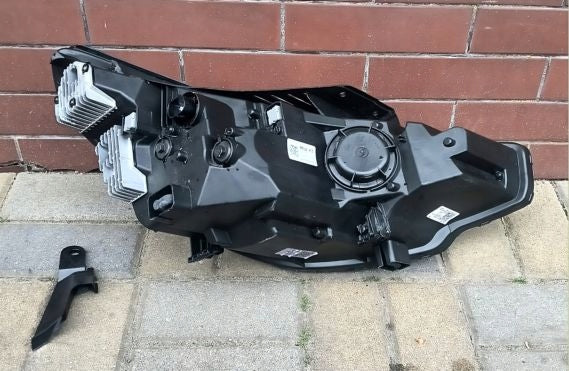 Frontscheinwerfer Hyundai I30 III 92101G4600 Links Scheinwerfer Headlight SCH2513149722fg