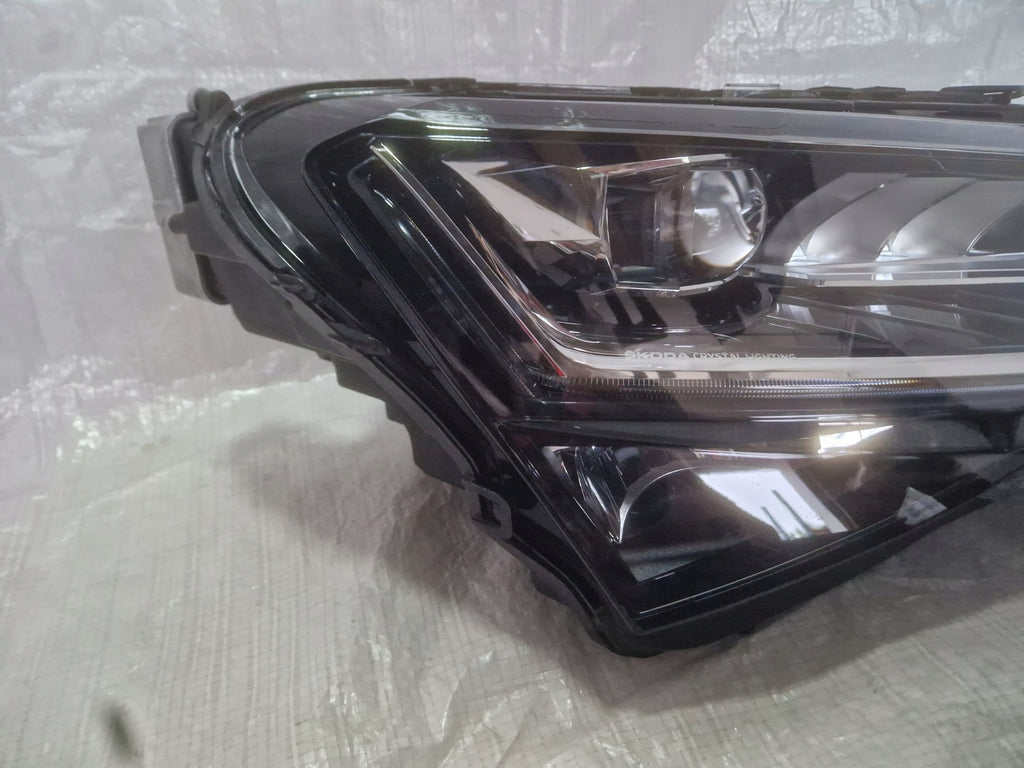 Frontscheinwerfer Skoda Superb III 3V1941016D Full LED Rechts Headlight