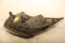 Load image into Gallery viewer, Frontscheinwerfer Kia Venga 1P921-02000 Rechts Scheinwerfer Headlight