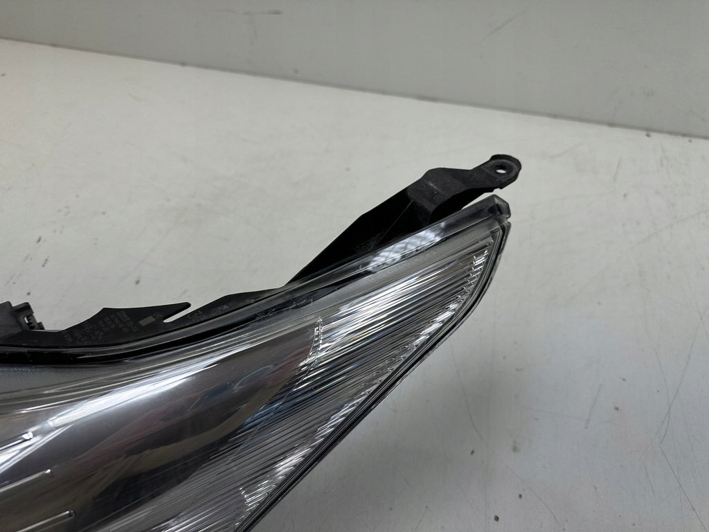 Frontscheinwerfer Toyota Avensis Xenon Links Scheinwerfer Headlight SCH9576682744jf