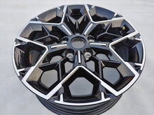 Load image into Gallery viewer, 1x Alufelge 17 Zoll 7.0&quot; 5x114.3 53ET Glanz Schwarz 52910-J7BA0 Kia Proceed