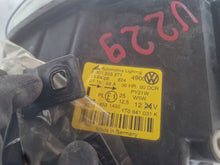 Load image into Gallery viewer, Frontscheinwerfer VW Touran Caddy 1T0941031K Xenon Links Scheinwerfer Headlight