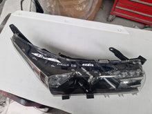 Laden Sie das Bild in den Galerie-Viewer, Frontscheinwerfer Toyota Corolla 81130-02E71-00 LED Rechts Headlight SCH2871747529fv