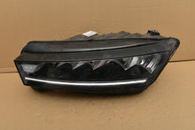 Laden Sie das Bild in den Galerie-Viewer, Frontscheinwerfer Skoda Octavia IV 5E4941015 Links Scheinwerfer Headlight SCH8744171989nt