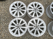 Laden Sie das Bild in den Galerie-Viewer, 4x Alufelge 16 Zoll 6.5" 5x100 40ET Glanz Silber 82A601025 Audi Rim Wheel FEL6688683491dh