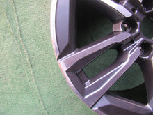 Laden Sie das Bild in den Galerie-Viewer, 1x Alufelge 17 Zoll 7.0" 5x112 41ET 6891175 BMW 2 Active Tourer U06 Rim Wheel FEL4943958834uu