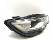 Laden Sie das Bild in den Galerie-Viewer, Frontscheinwerfer Audi A6 C7 4G0941044J Ein Stück (Rechts oder Links) Headlight
