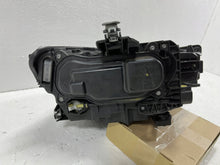 Load image into Gallery viewer, Frontscheinwerfer VW Passat B8 3G1941035L LED Links Scheinwerfer Headlight SCH6786613104kg