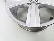 Laden Sie das Bild in den Galerie-Viewer, 4x Alufelge 16 Zoll 6.5" 5x112 46ET Silber 5G0601025N VW Golf VIII I Rim Wheel FEL5254340696je