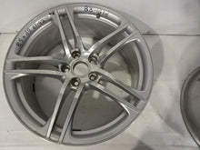 Load image into Gallery viewer, 1x Alufelge 19 Zoll 11.0&quot; 5x112 50ET Audi R8 Rim Wheel