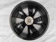Laden Sie das Bild in den Galerie-Viewer, 1x Alufelge 20 Zoll 8.0&quot; 5x108 50 5ET 32243376 Volvo Xc40 Rim Wheel