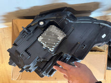 Load image into Gallery viewer, Frontscheinwerfer Audi A3 8Y0941033A 8Y0941034A LED Rechts Headlight