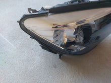 Laden Sie das Bild in den Galerie-Viewer, Frontscheinwerfer BMW F01 F02 7348506-01 Rechts Scheinwerfer Headlight SCH6886281830gz