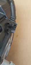 Laden Sie das Bild in den Galerie-Viewer, Frontscheinwerfer Peugeot 108 90026268 LED Links Scheinwerfer Headlight SCH8268180889kr