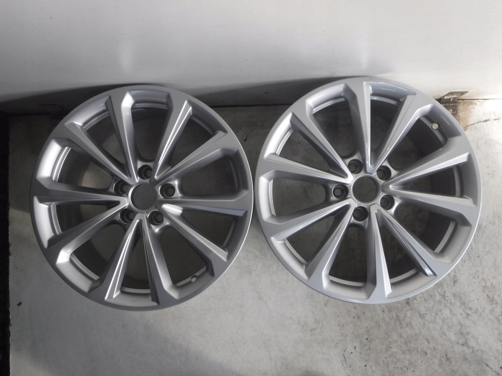 1x Alufelge 18 Zoll 8.0" 5x112 40ET Glanz Silber 8B3601025D Audi A5 I Rim Wheel FEL9334107086im