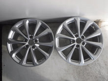 Load image into Gallery viewer, 1x Alufelge 18 Zoll 8.0" 5x112 40ET Glanz Silber 8B3601025D Audi A5 I Rim Wheel FEL9334107086im